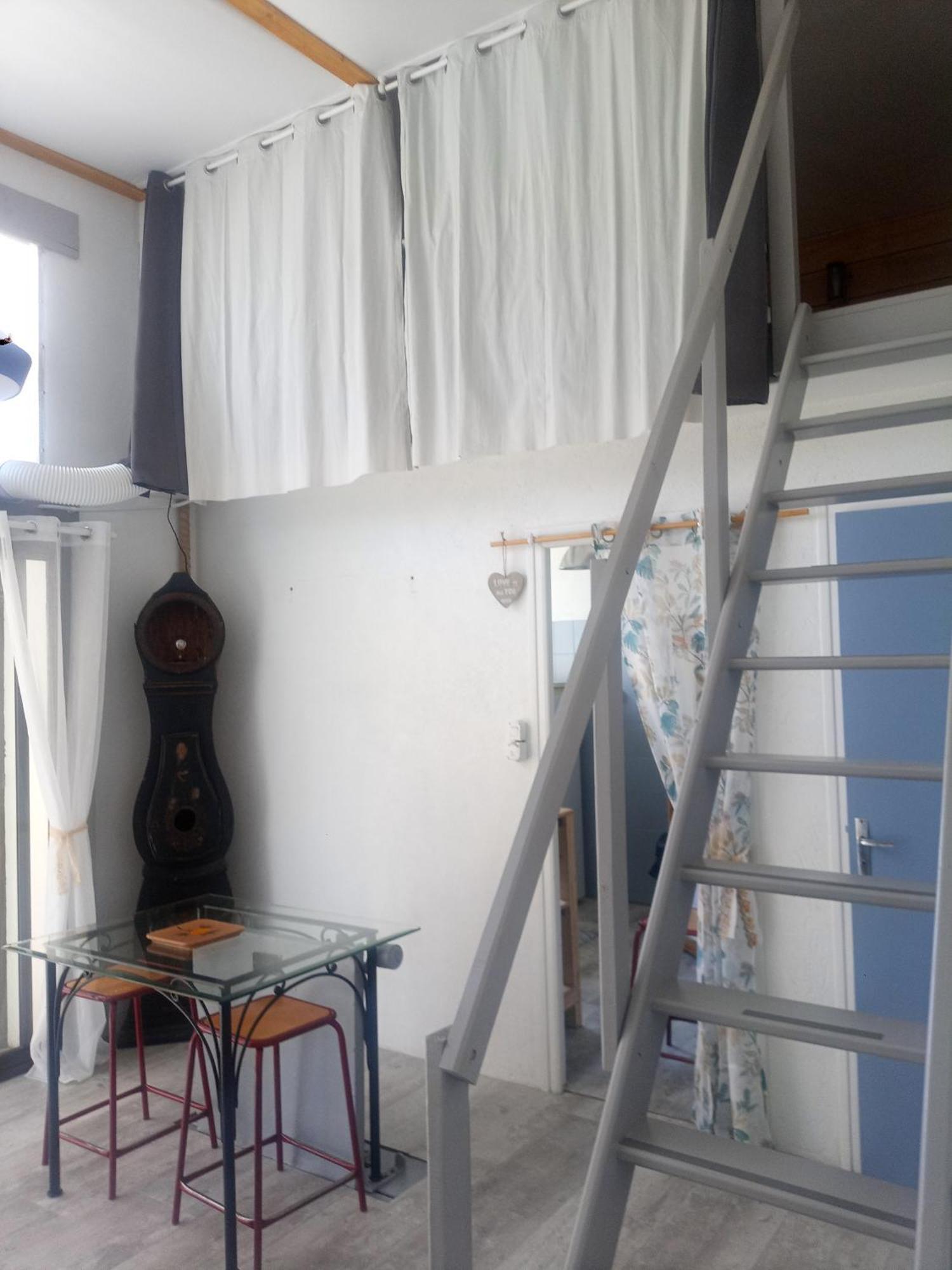 Studio D'Aqui Et D'Ailleurs Apartment Перпинян Екстериор снимка