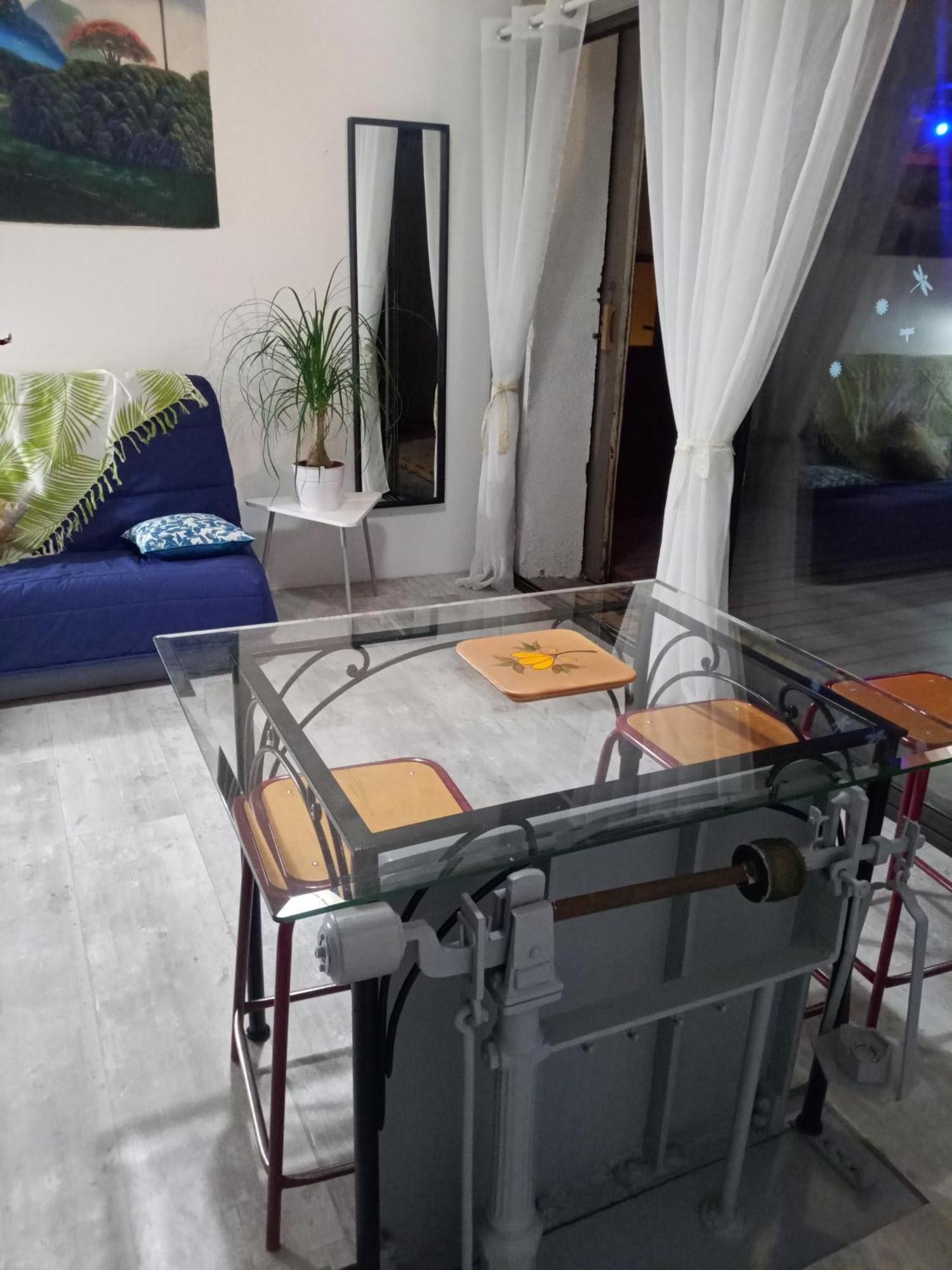 Studio D'Aqui Et D'Ailleurs Apartment Перпинян Екстериор снимка