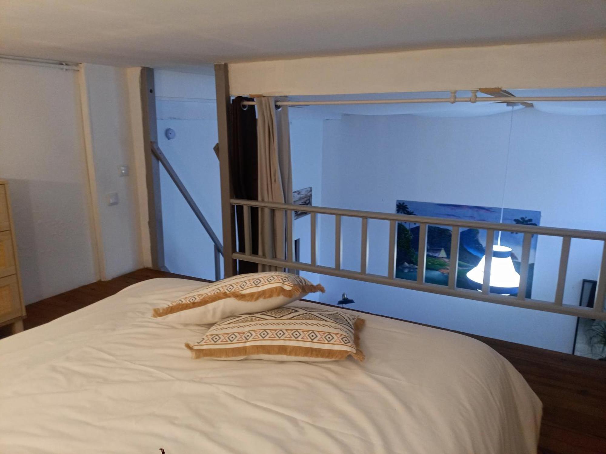 Studio D'Aqui Et D'Ailleurs Apartment Перпинян Екстериор снимка