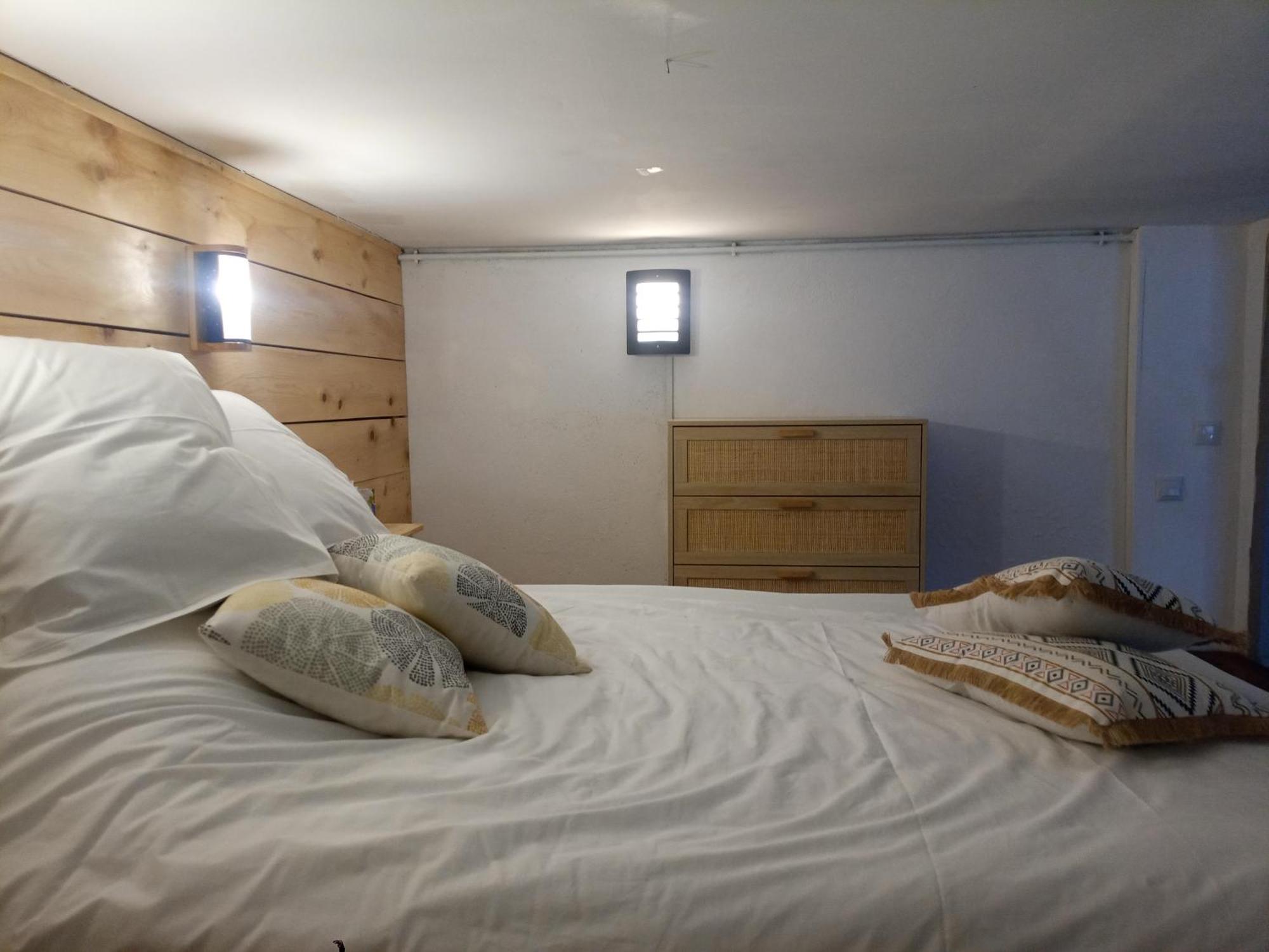 Studio D'Aqui Et D'Ailleurs Apartment Перпинян Екстериор снимка